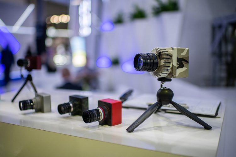 5ff1cca5e4872cc7b165b69b646c7c22-7668095