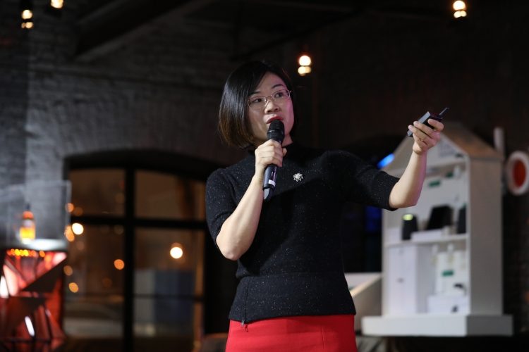 bc9c23cf5d79279f4ffe122d4b3b80b9-8782108