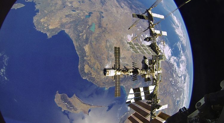 ff5f205d2e4b4eef3ca90d5c2296fa51-7194030