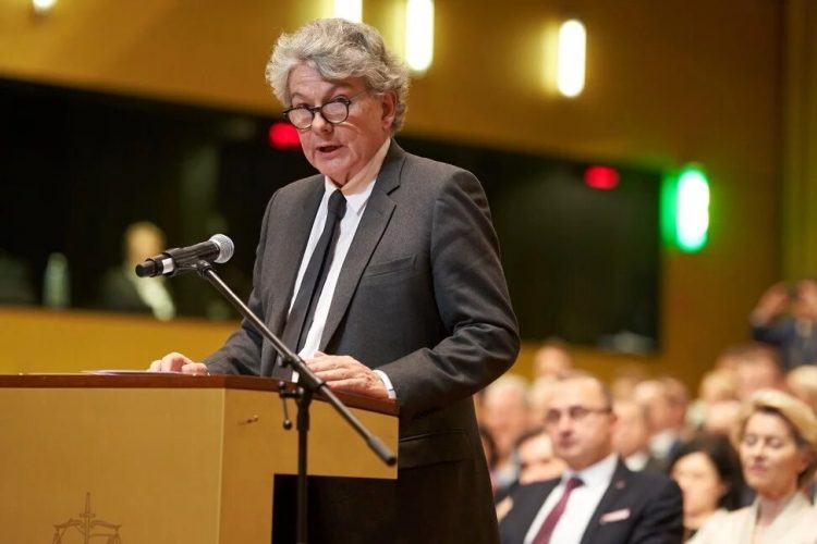 e951f9e57e59d5a95fba2f06bb0f1d50-3003967