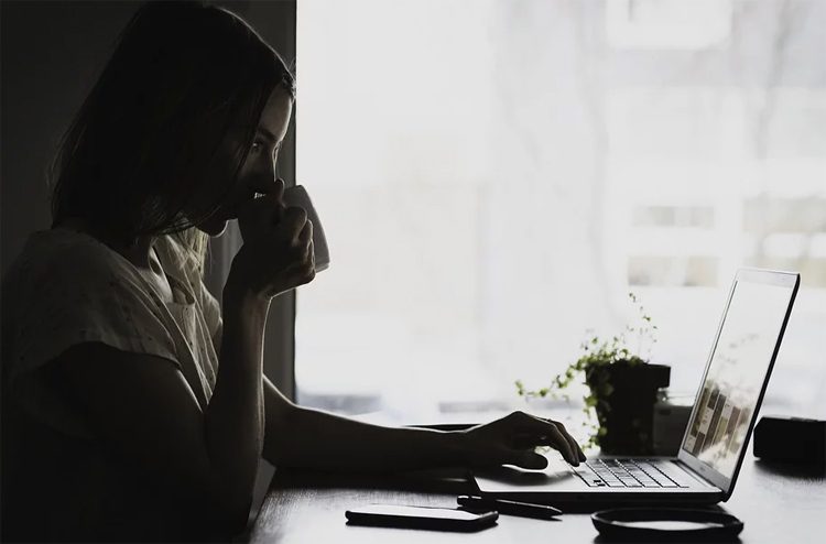 0daad53b7328145f782f5b7284ab7d63-9556179