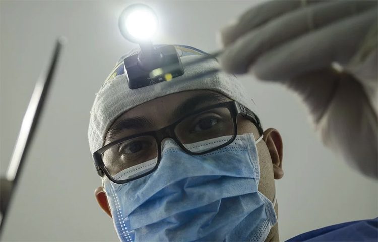 8d0249d9d64f9e187e34c302394ef6aa-2691838