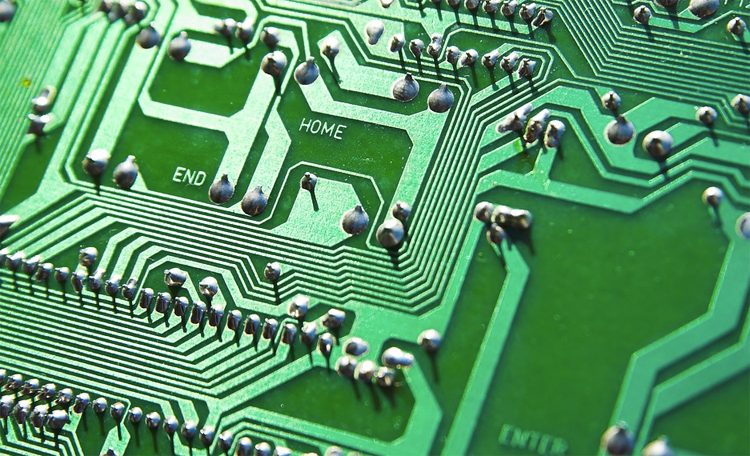 a26196996bfe7fcdad2eef27893bf613-4536811