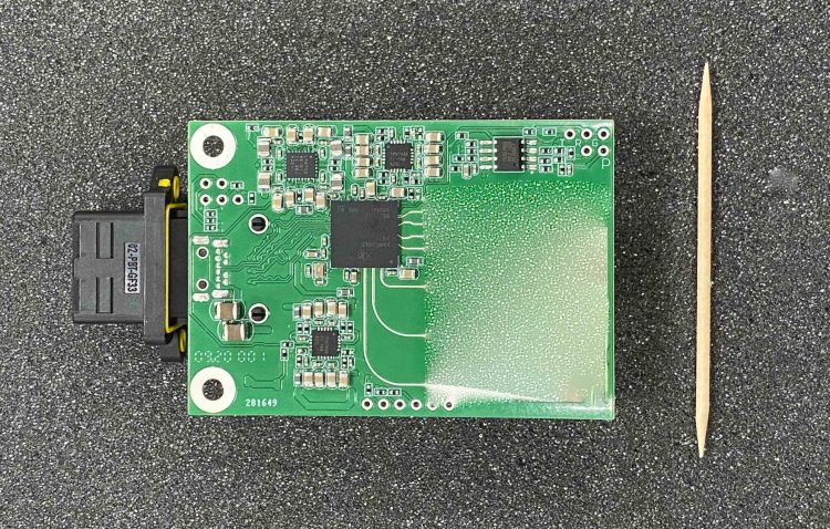 33b7a1e8d8b77fa896688e4fd3b3b150-9072988