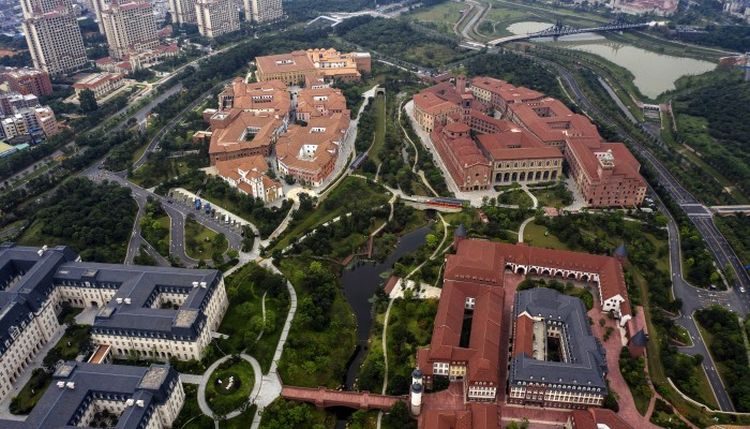 d10ad90dea9255d6af2fc6cf770718ef-9438540