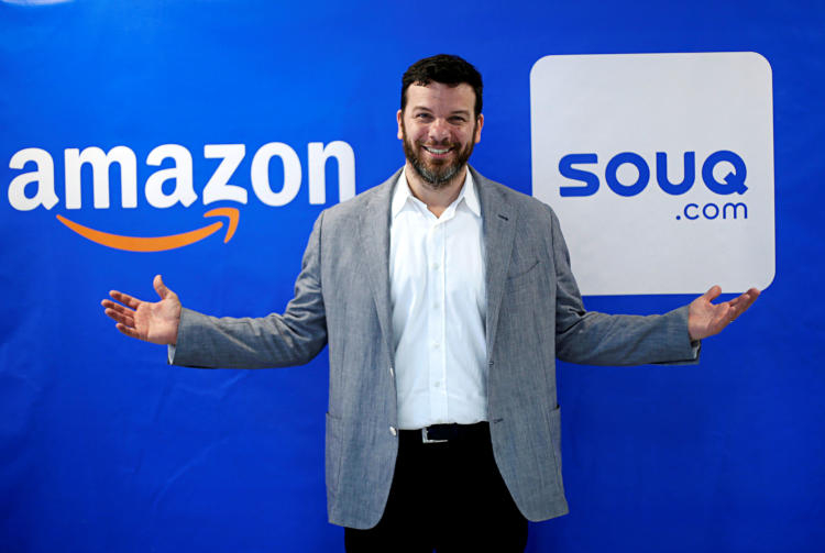 Рассел Грандинетти в ходе визита в Дубай в 2017 году, сейчас он руководит международным потребительским бизнесом Amazon